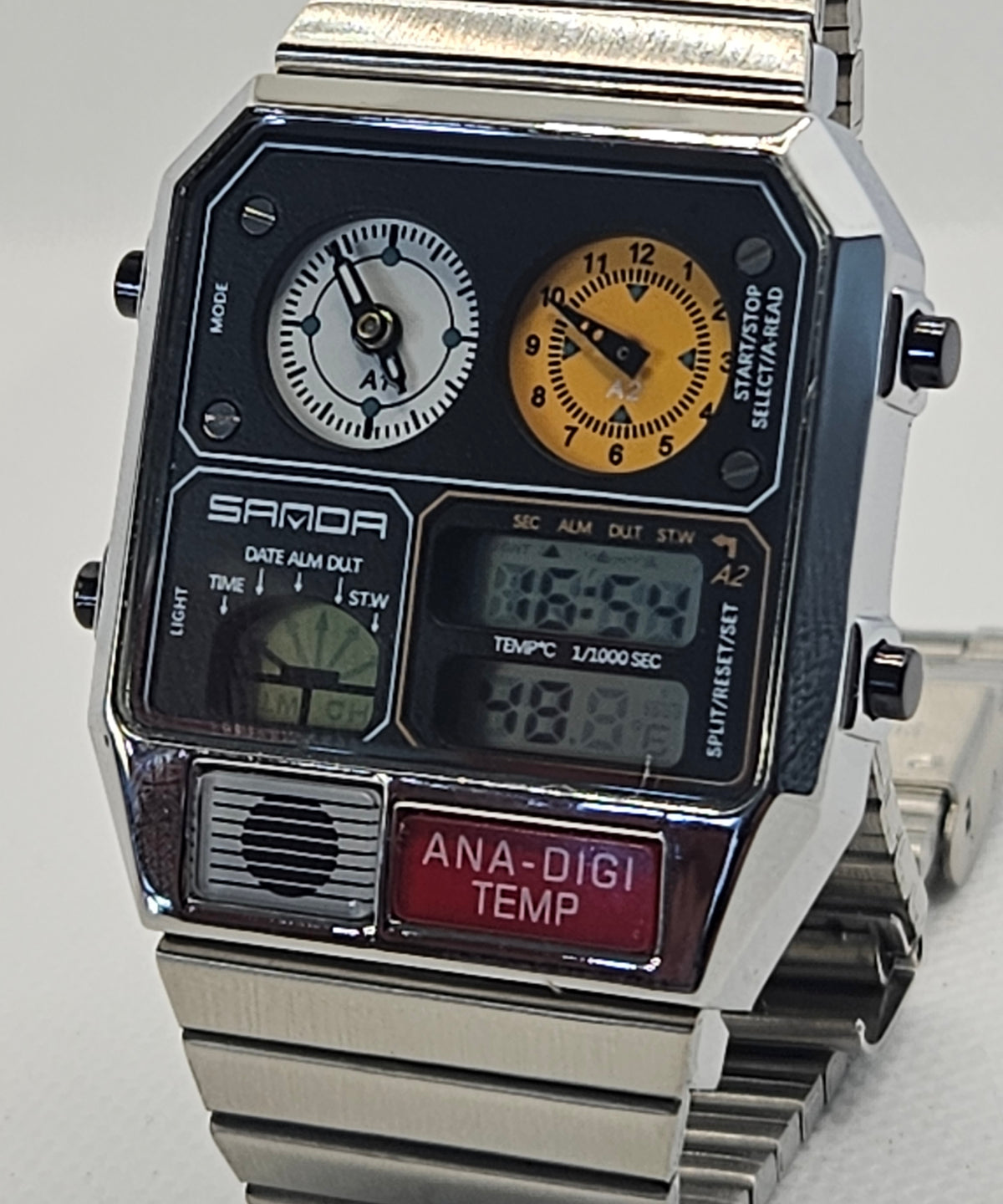 SAMDA Retro Dual-Zone Ana-Digi Temp Watch – Stealth Black Edition