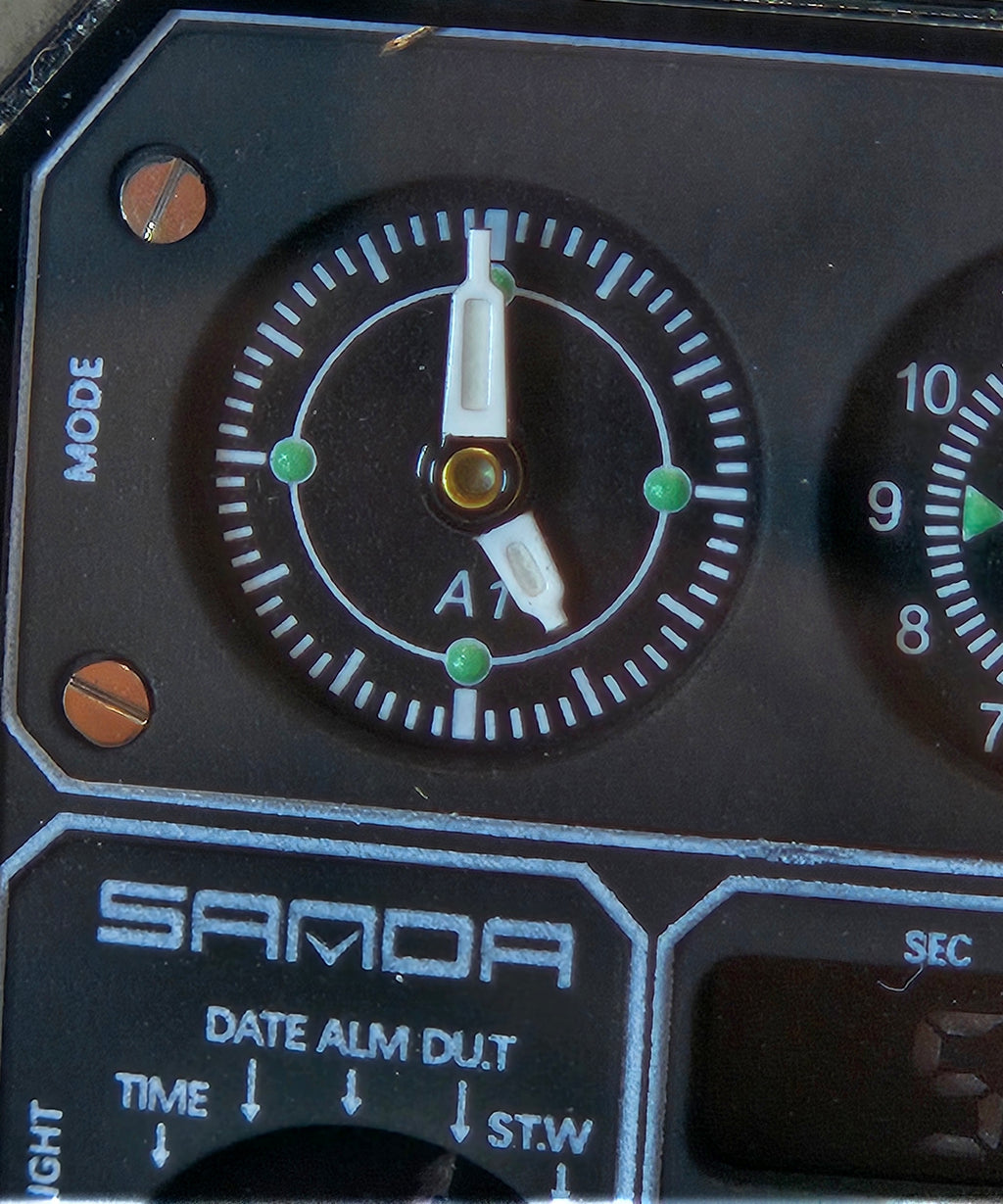 SAMDA Retro Dual-Zone Ana-Digi Temp Watch – Stealth Black Edition
